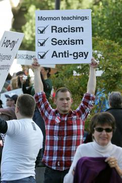Thousands of people protested the passage of Prop 8 on the steps of the capitol building in Sacramento (Kelly Huston)