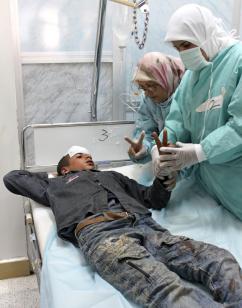 A 14-year-old boy injured by Qaddafi's forces outside of Brega (Al Jazeera)