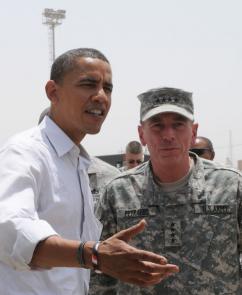 President Obama with General David Petraeus (Staff Sgt. Lorie Jewell)