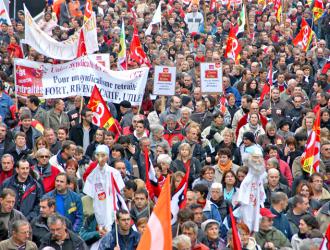 Millions of people took to the streets across France during days of action to protest Sarkozy's pension plan (Serge Grosclaude)