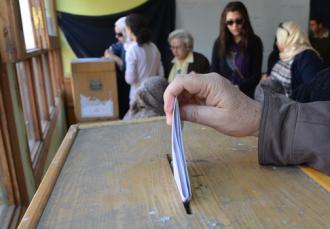 Voting in Egypt's first fully free elections (Ahmed Abdel-fatah)