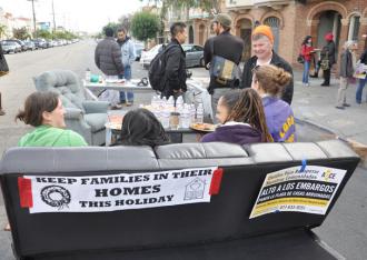 Bayview anti-forclosure activists meet for a block party  (Steve Rhodes)