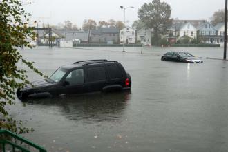 Cars abandoned in the streets as flooding hits Staten Island (Oliver Rich)