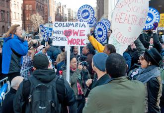 Julie Kushner, director of UAW Region 9a, speaks to a rally of union workers outside Columbia University (Anastasia Kirtiklis)