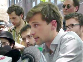 Gabriel Nadeau-Dubois speaks to reporters after a meeting with government officials during the strike
