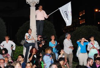 SYRIZA supporters celebrate on election night in Athens (Adolfo Indignado Cuartero)