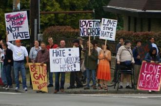Opponents of anti-LGBT bigotry mobilize in Seattle against Westboro Baptist Church (John and Claudine Fisher)