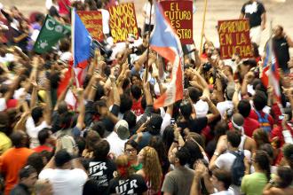 Participants in the University of Puerto Rico student strike celebrate their victory (Puerto Rico Indymedia)