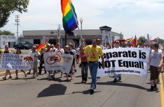 The Meet in the Middle rally in Fresno began with a march from the nearby agricultural town of Selma (Ragina Johnson | SW)