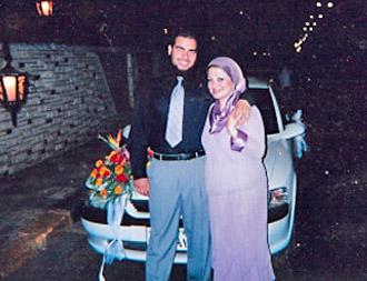 Tarek Mehanna with his mother (freetarek.wordpress.com)