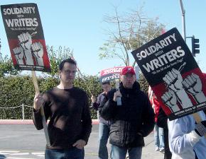 The writers' strike against producers won strong solidarity from many other Hollywood unions