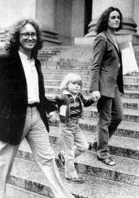 Bill Ayers and Bernadine Dohrn with son Zayd in 1982