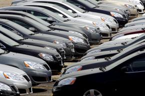 A packed lot at a General Motors dealership