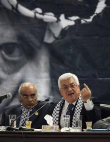 Mahmoud Abbas addressing the Fatah party conference
