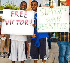 We support war resister Victor Agosto!