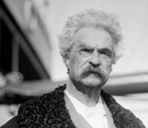 Mark Twain, photographed in 1909