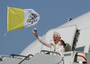 Pope Benedict XVI arriving on a visit to Washington, D.C.
