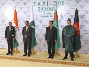 Leaders of Turkmenistan, Afghanistan, Pakistan and India meeting to discuss the TAPI pipeline