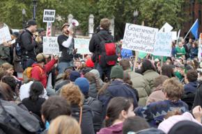 A General Assembly on the first day of Occupy Portland