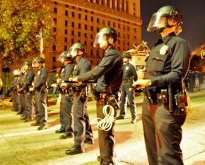 Los Angeles police prepare to raid the Occupy LA encampment