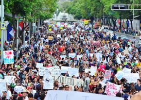 A mass gathering of Yo Soy 132 protesters