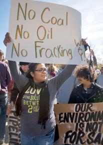 Marching against tar sands production and pipelines in Asheville, N.C.