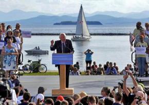 Bernie Sanders launches his 2016 campaign in Burlington's lakefront park