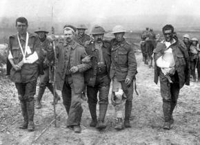 British soldiers wounded in battle during the First World War