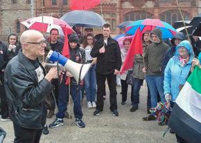 Eamonn McCann speaks to a People Before Profit campaign gathering