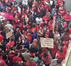 Teachers swarm into the state Capitol building in Kentucky (Emily Shaw | SW)