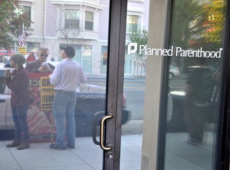 A Planned Parenthood clinic besieged by anti-choice protesters