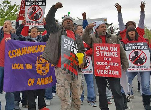 Verizon strikers on the picket line and standing up to corporate greed