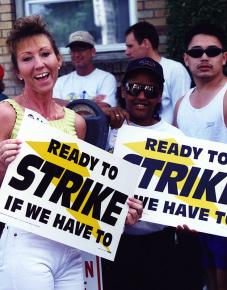 Chicago Teamsters at a rally to build support for a strike against UPS in 1997