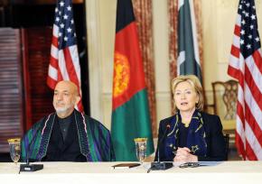 Afghan President Hamid Karzai faces difficulty getting re-elected