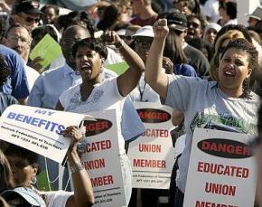 Members of the Detroit Teachers Federation at a rally in 2007