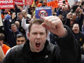 Union members mobilized to Indianapolis to protest right-to-work legislation