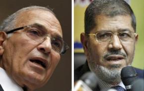 Presidential candidates Ahmed Shafiq (left) and Mohamed Morsi