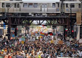 Thousands march against war and austerity in Chicago as the NATO summit begins