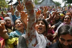 Kashmiris join in mass protest against their occupation in 2010