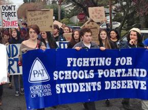 Portland students march in solidarity with their teachers