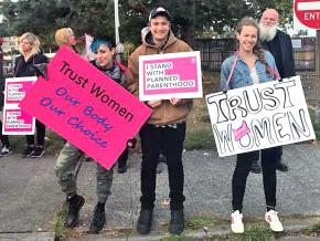 Protesters rally to defend abortion rights in Washington State